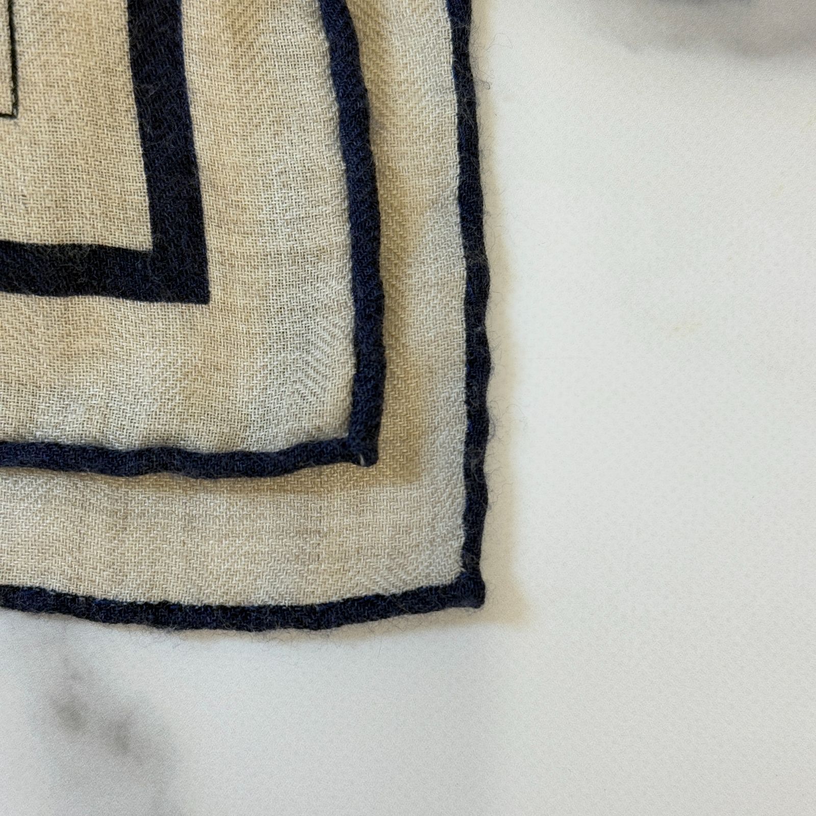 ネイビー カシシル