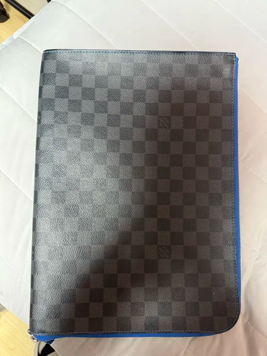 Louis Vuitton ルイヴィトン クラッチ 販売
