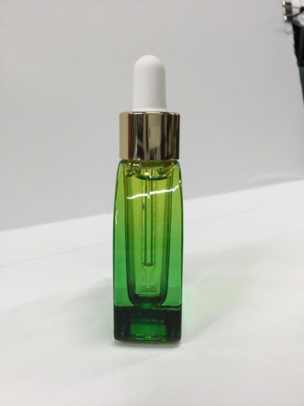 ヴィオテラスC +クリアセラム(3箱)、スムースクレンジング(1箱) ヴィオテラスC +クリアセラム20ml3箱 スムースクレンジング100ml