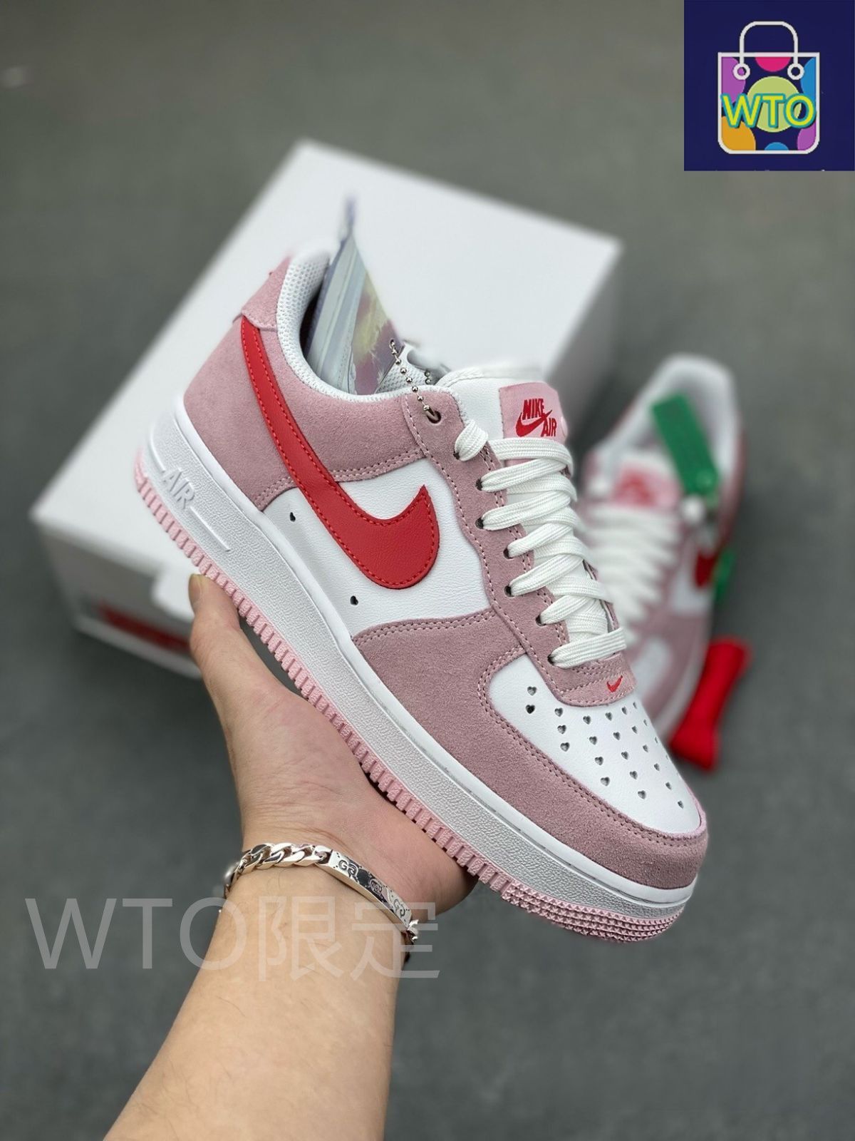 大特価?新品箱付 未使用 NIKE AIR FORCE 1 '07 QS “valentines