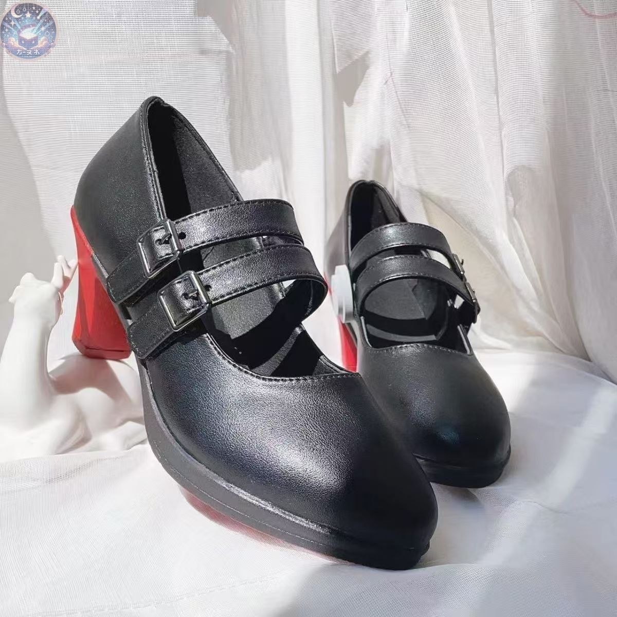 艾 コスプレシューズ