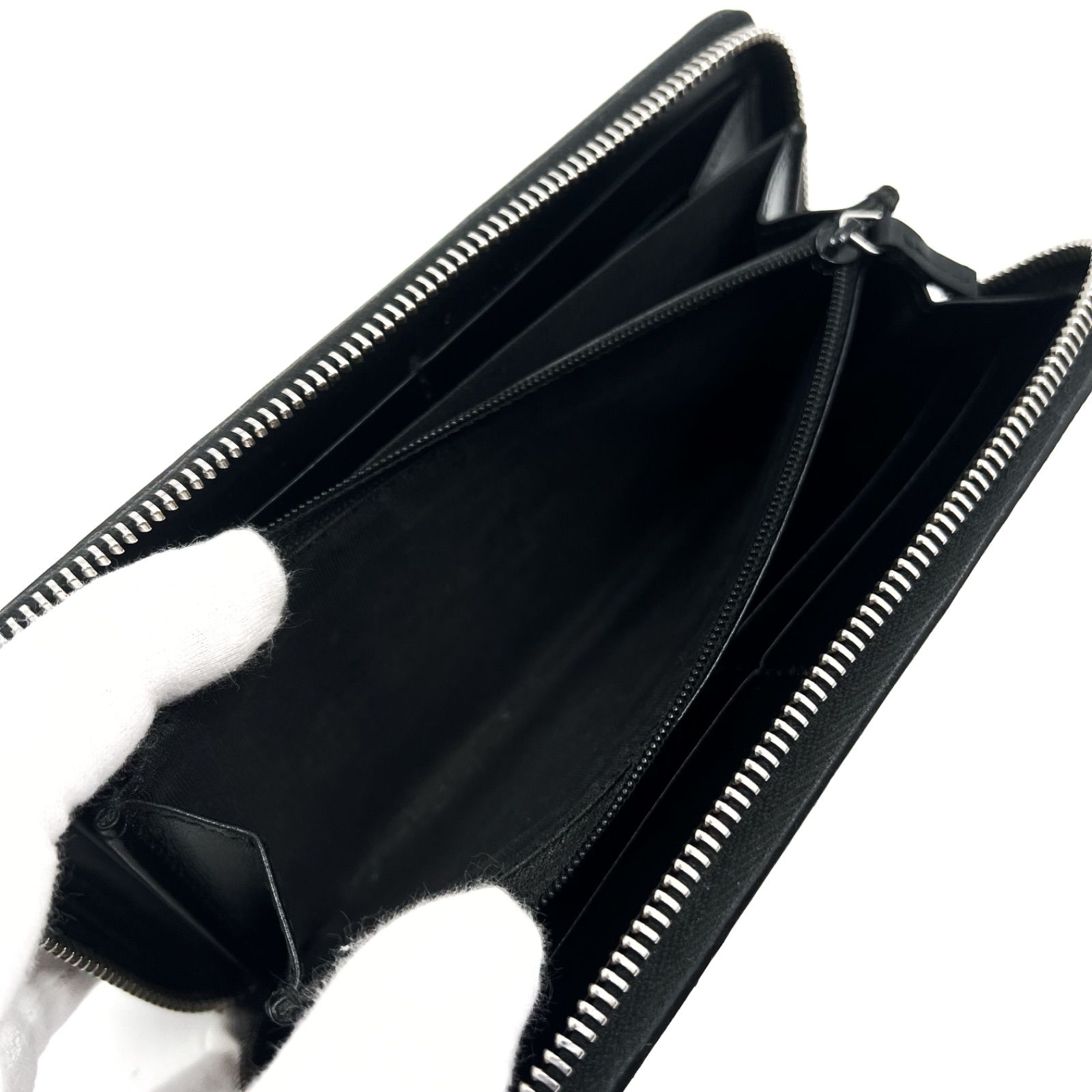 ✨美品✨グッチ　ジャイアントGGエンボス　625558 長財布　レザー　ブラック 楽天市場】【新品】グッチ GUCCI 長財布 ラウンドファスナー GG