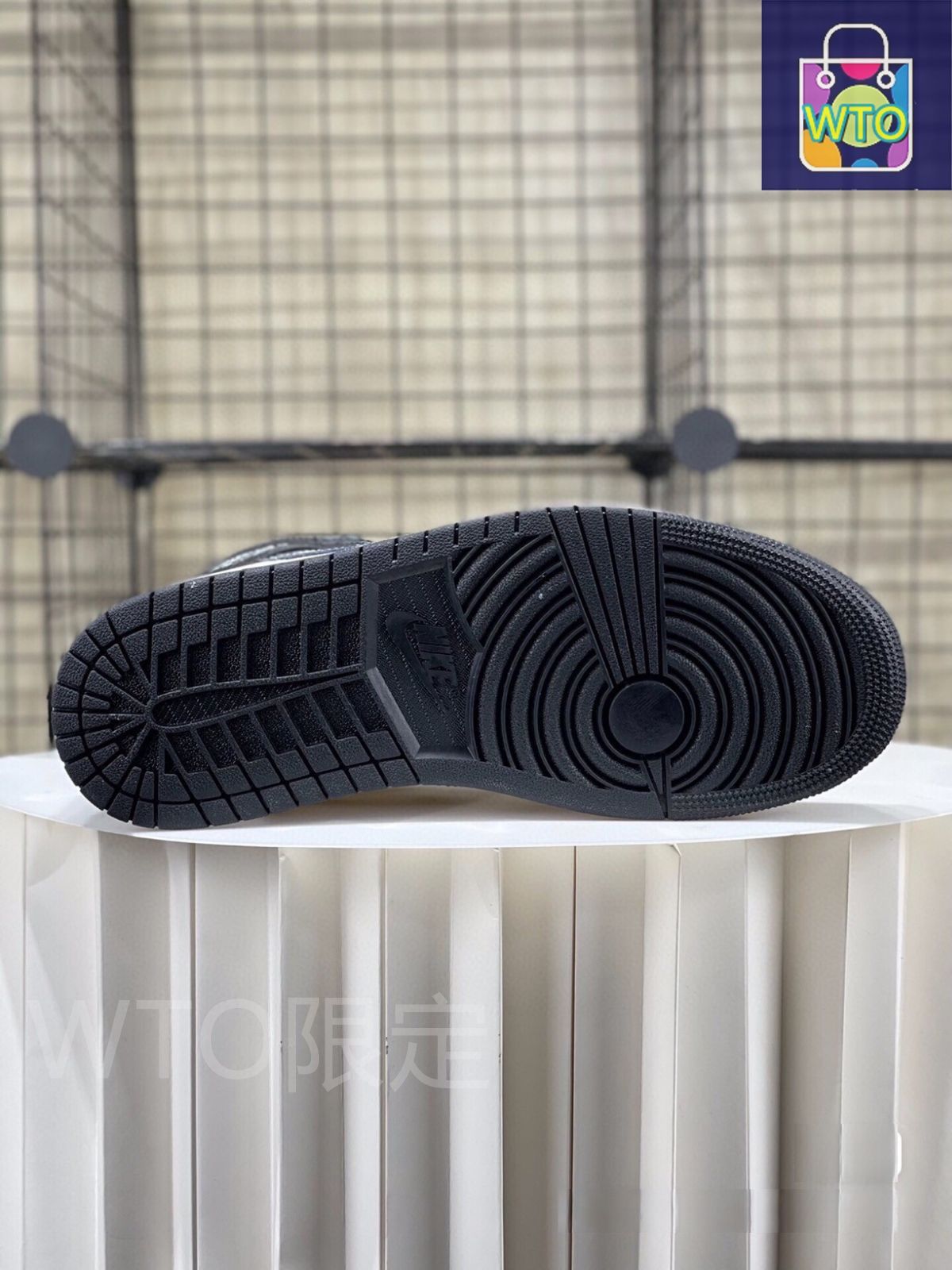お値下げしました??即購入?? Nike Air Jordan 1 Mid 箱付 男女