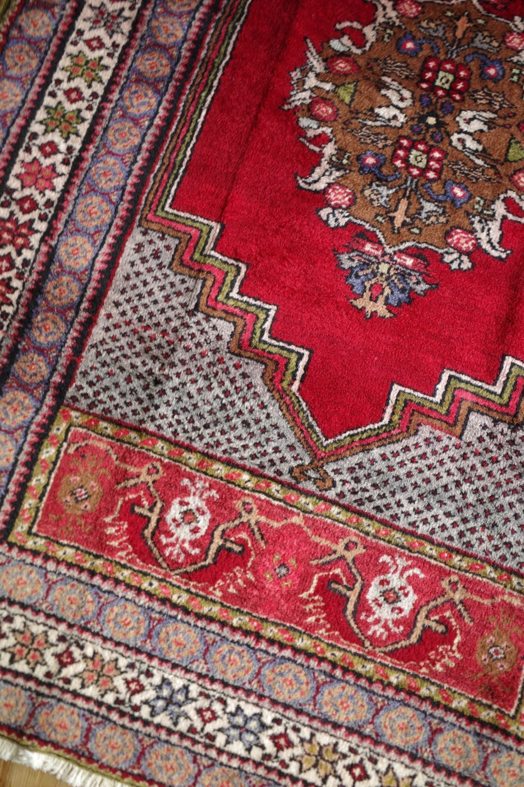 クルシェヒル絨毯