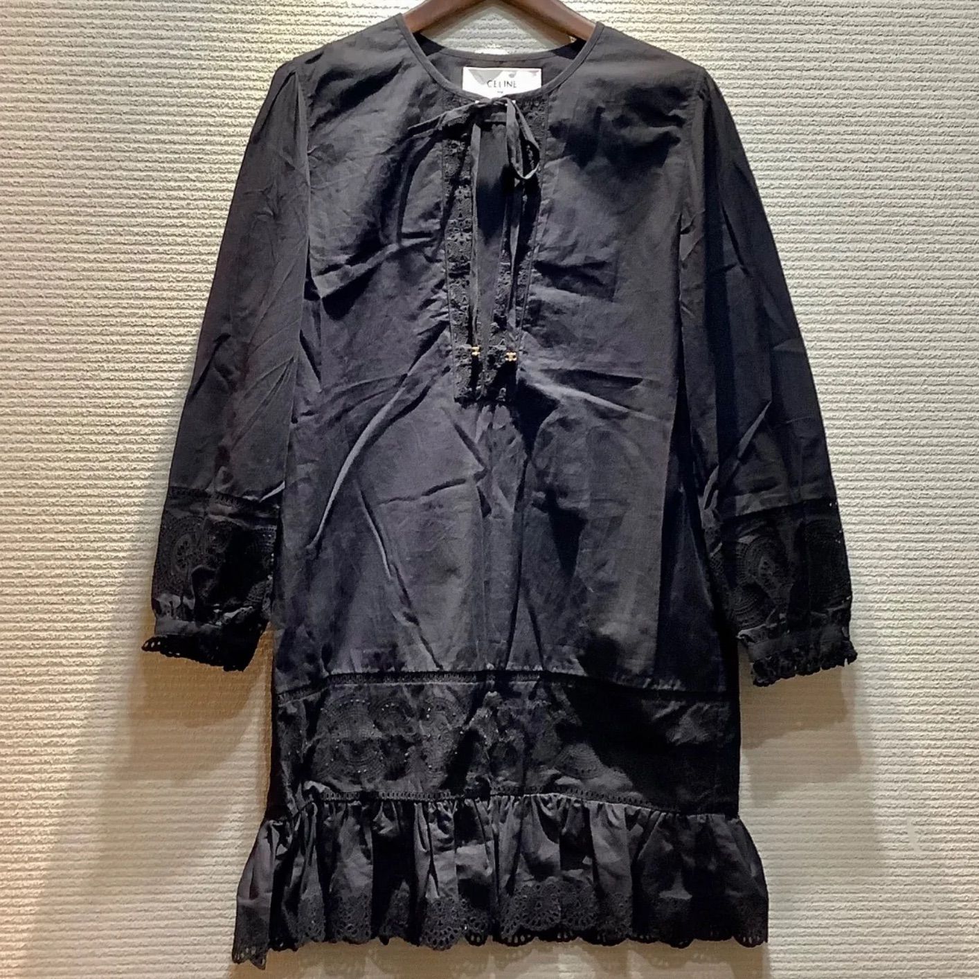 3月25日まで限定価格】セリーヌ CELINE トリオンフ レース 刺繍 エン 