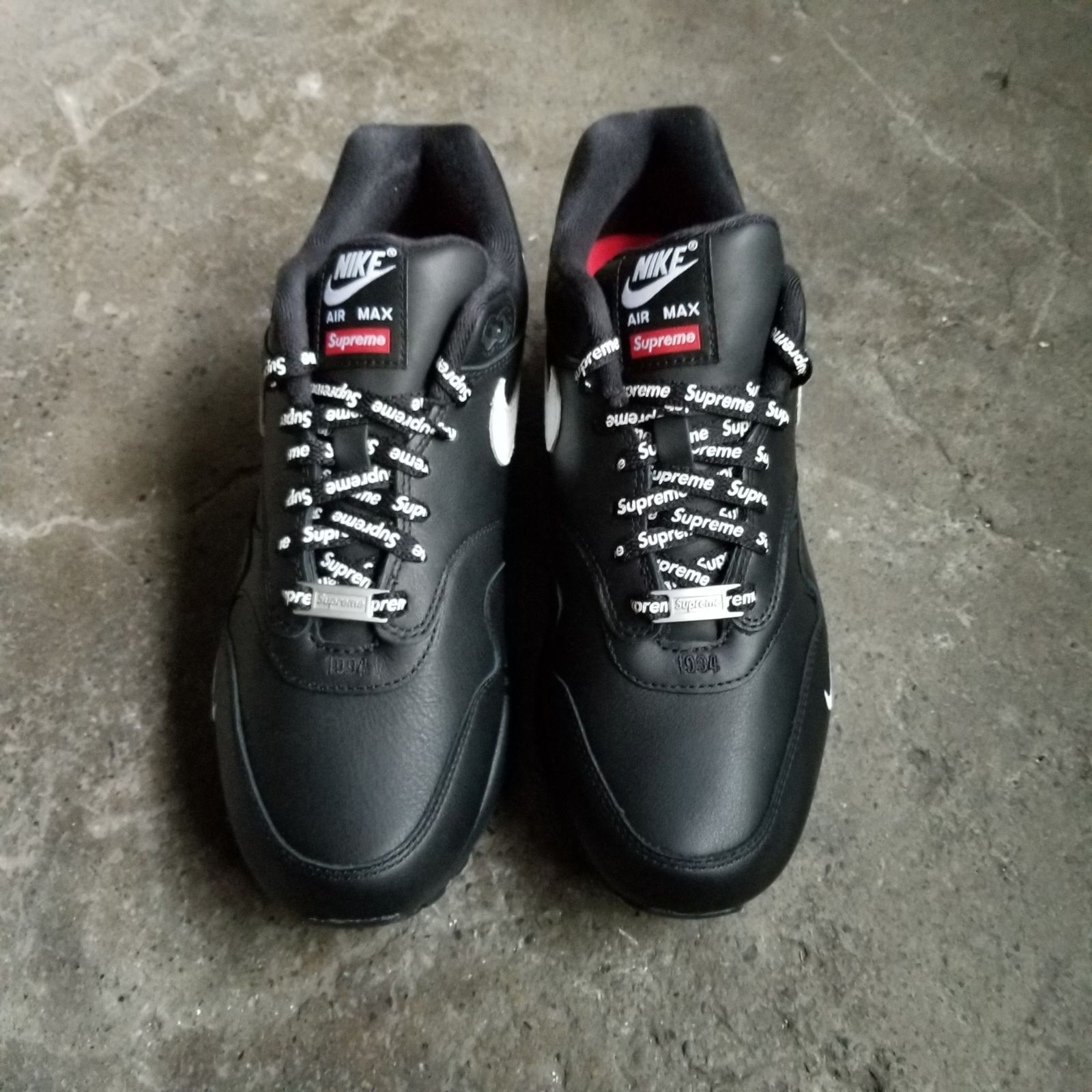 Supreme 25ss × NIKE AIR MAX 1 