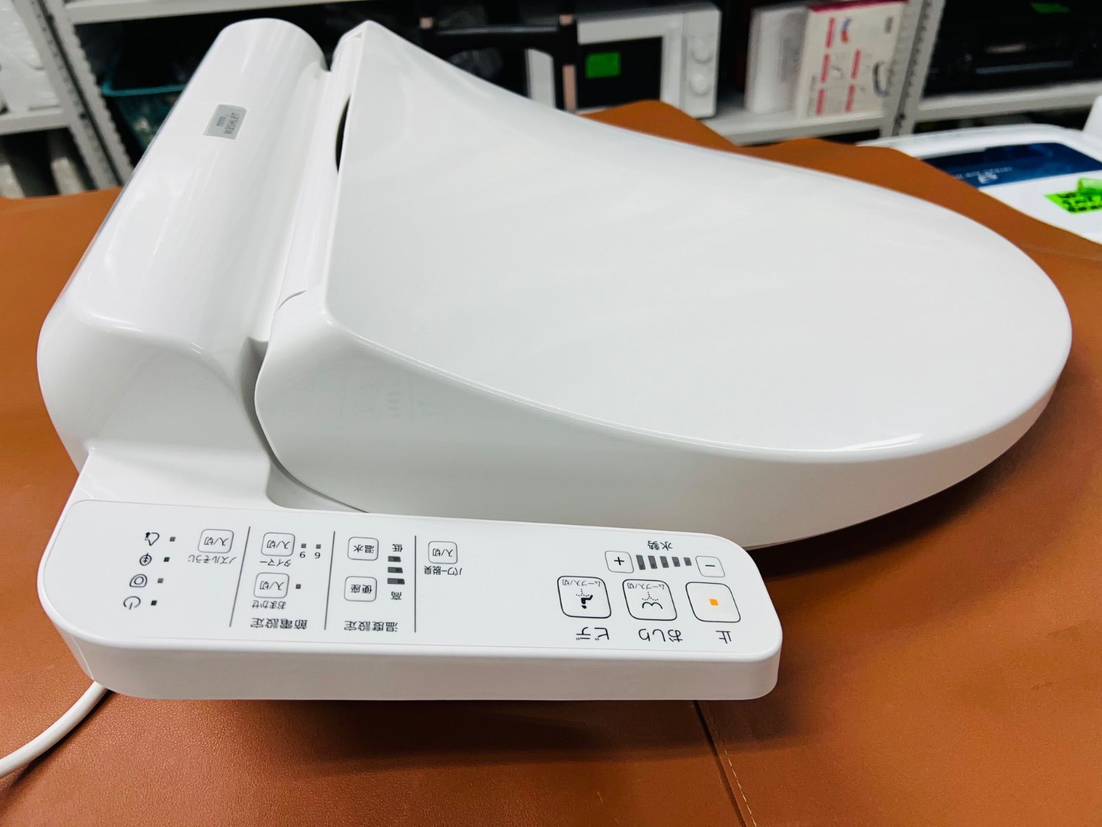 SP598 TOTO 温水洗浄便座 TCF2222E ／2021年製 【公式通販】