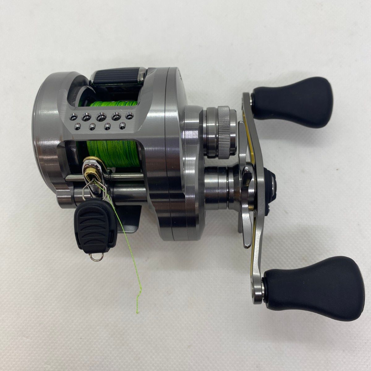 ΨΨSHIMANO シマノ ベイトリール 23カルカッタコンクエストBFS