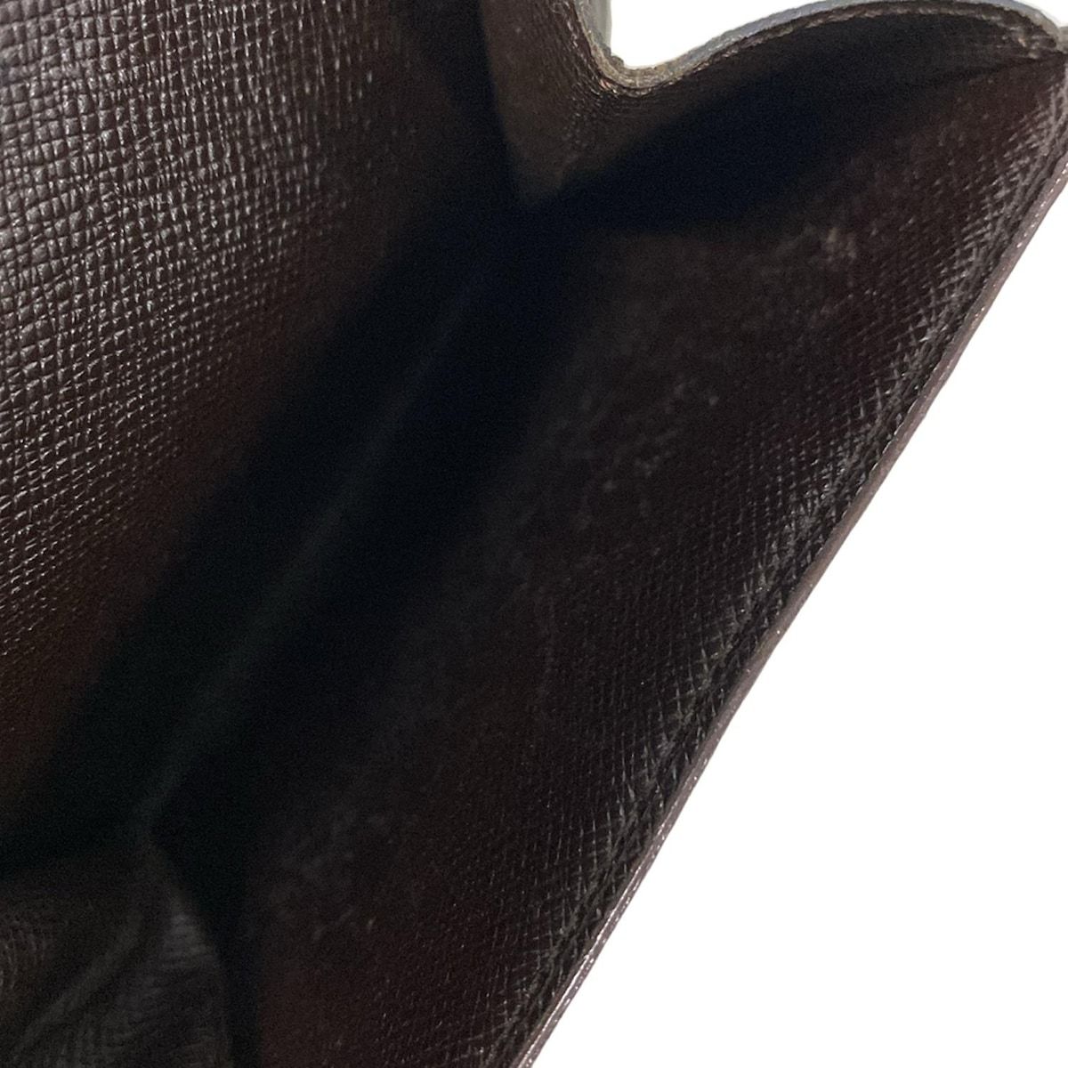 VUITTON