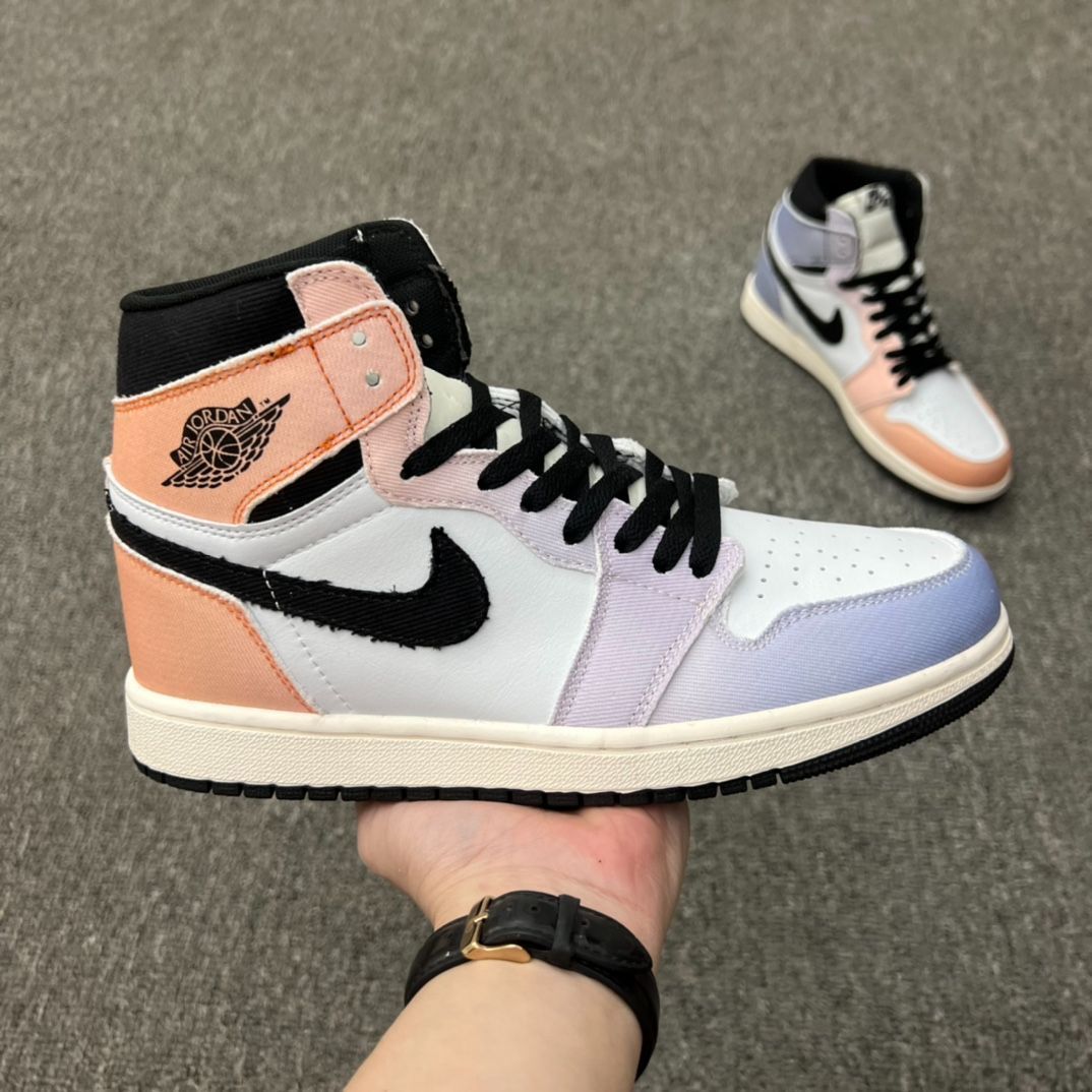 NIKE DX0054-805 エアジョーダン1 レトロハイOG マルチカラー DX0054-805 Nike Air Jordan 1 Retro High OG Skyline Multi