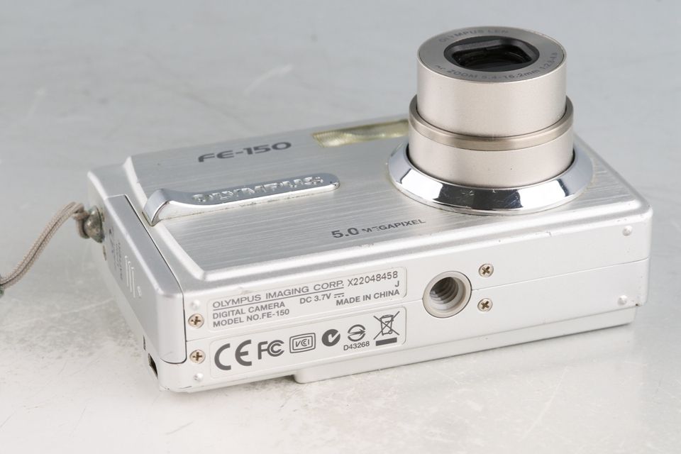 動作品 ✨️美品 箱 付属品あり OLYMPUS FE-150 デジカメ ⭐️ OLYMPUS FE FE-150 5.0MP Digital CAMERA Silver FE150
