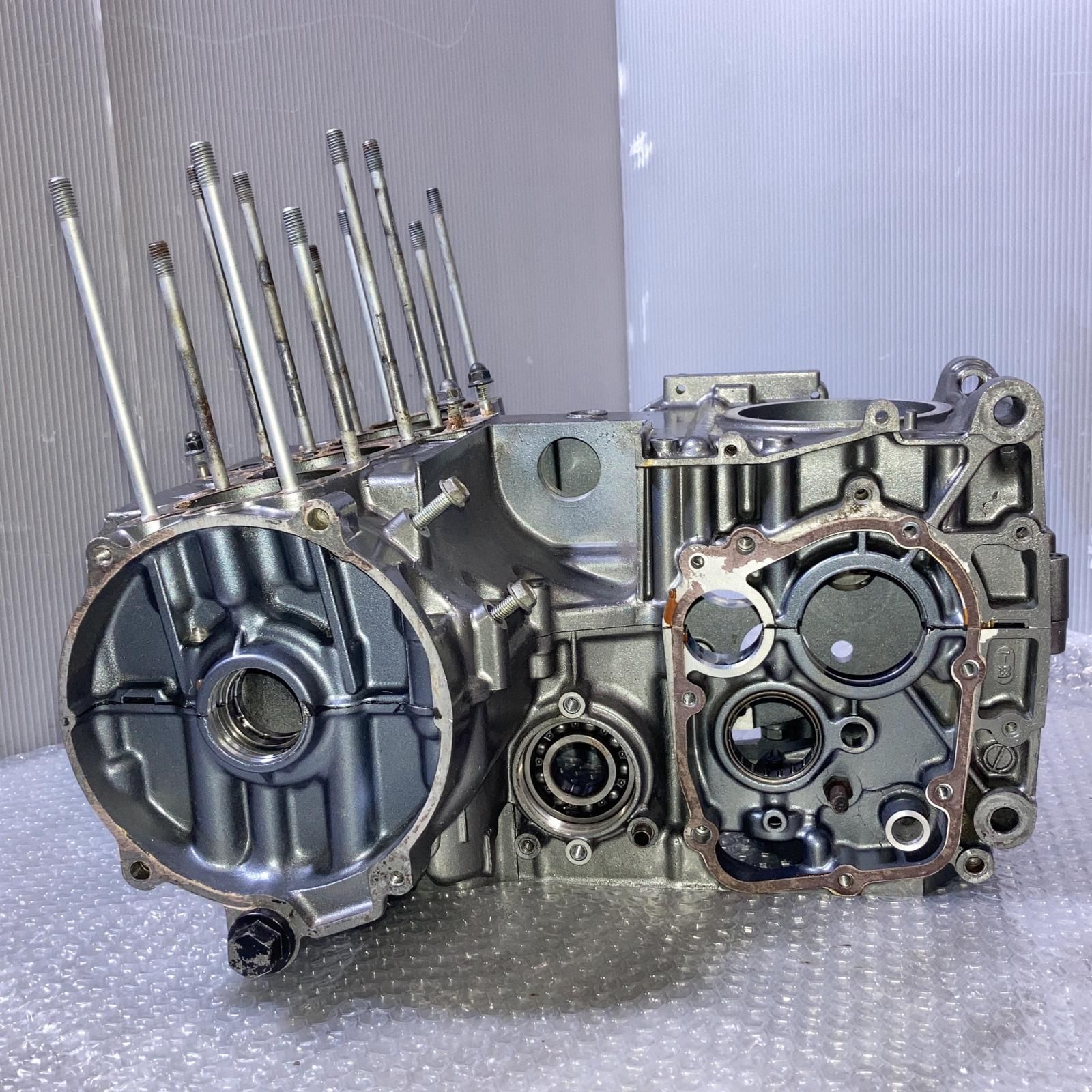 KAWASAKI ゼファー400 クランクケース ZEPHYR 400 (C-24-1113-20