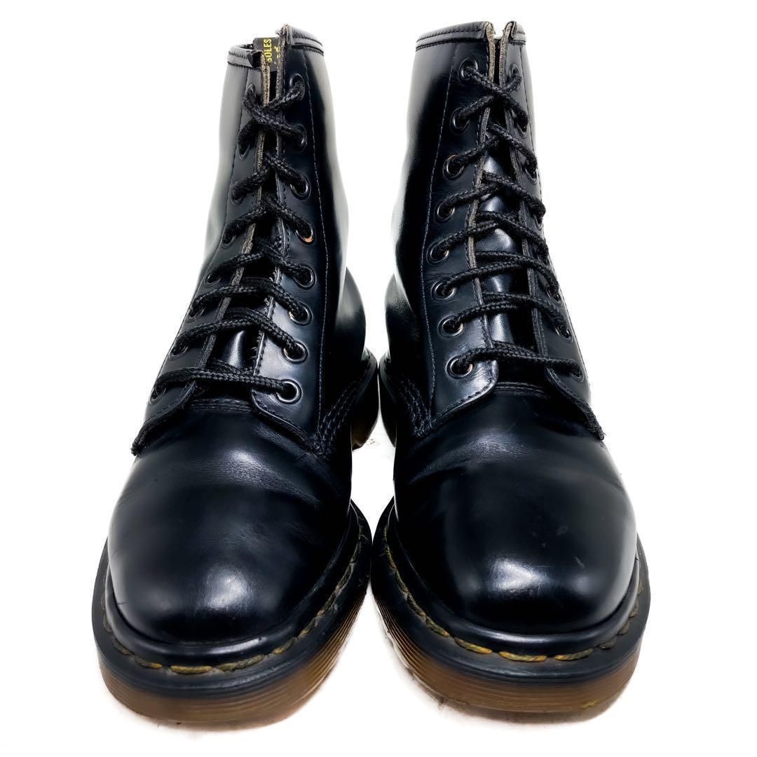 ドクターマーチン 8ホールブーツ