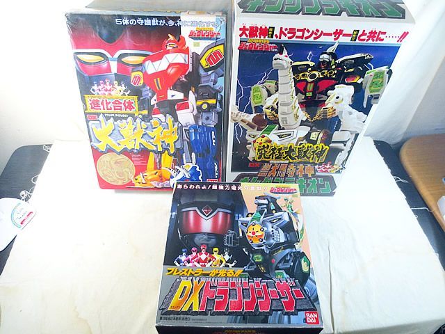 BANDAI - 美品　バンダイ 恐竜戦隊ジュウレンジャー　大獣神　ドラゴンシーザー　獣帝大獣神 キングブラキオン　究極大獣神　セット 美品 バンダイ 恐竜戦隊ジュウレンジャー 大獣神 ドラゴン