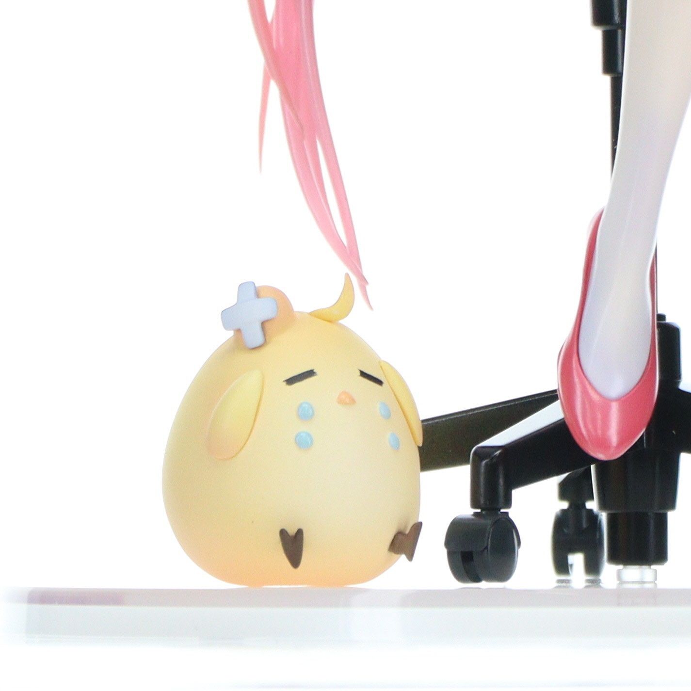 アズールレーン パーシュース ナーセリー勤務タイムVer. 1/7 完成品フィギ パーシュース ナーセリー勤務タイムVer アズールレーン 1/7 完成