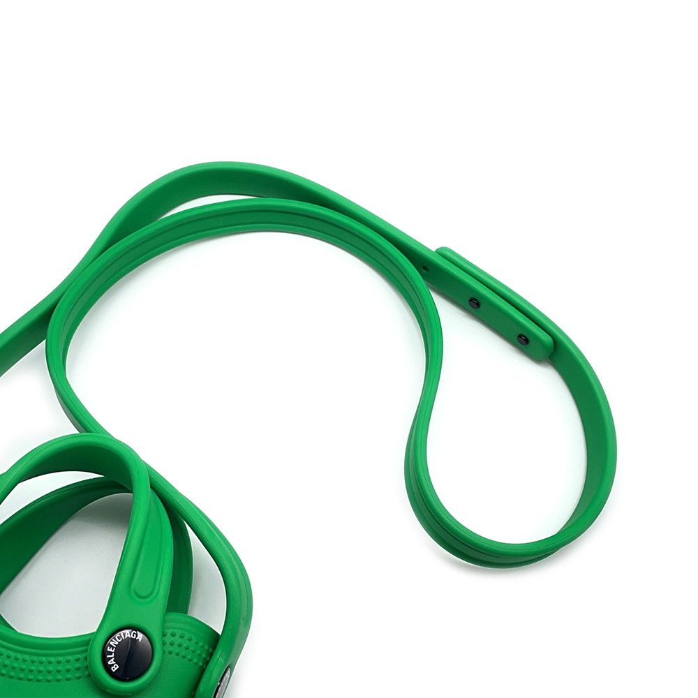 バレンシアガCROCSフォンホルダー2wayコラボラバーグリーン