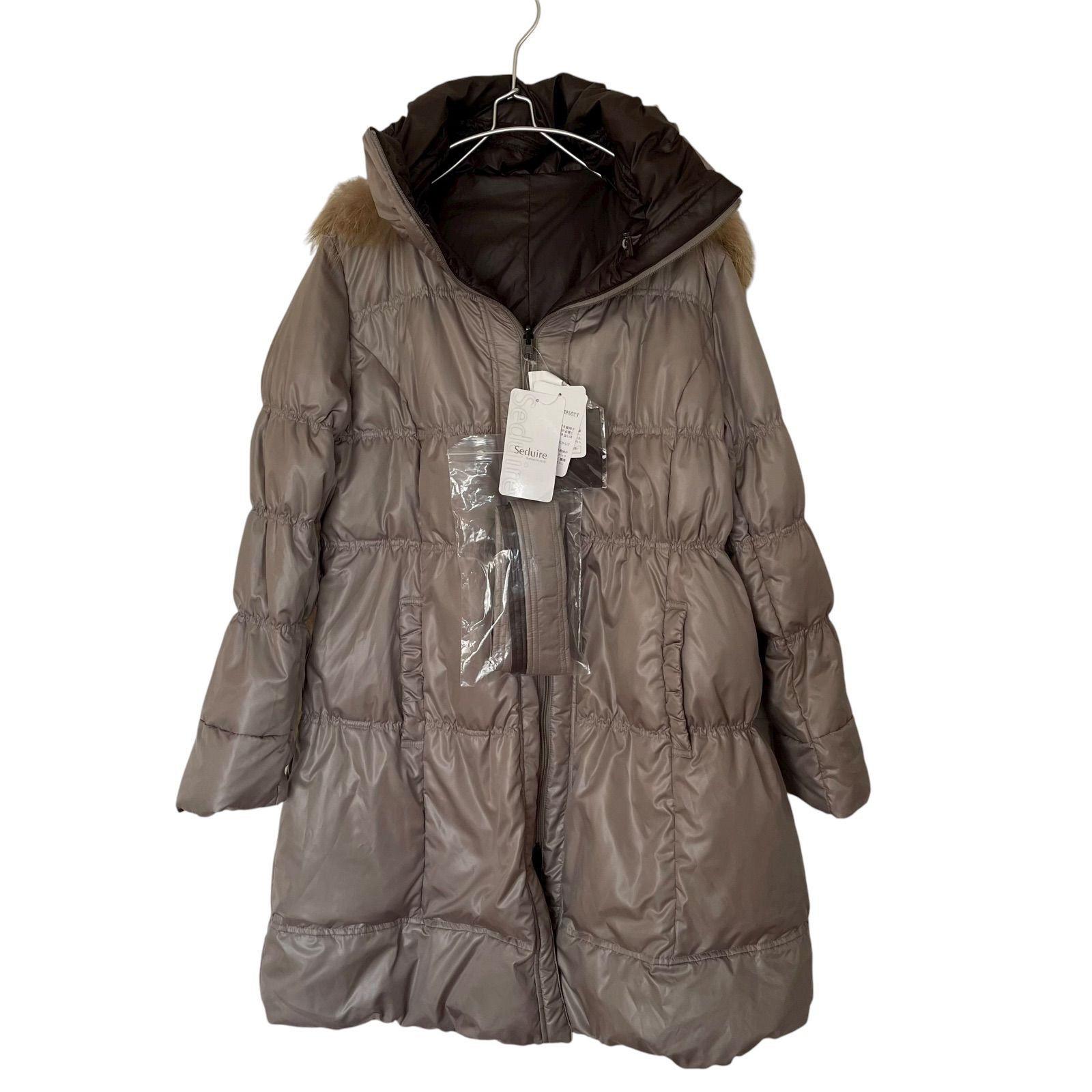 ホコモモラ リバーシブルダウンコート Jocomomola（ホコモモラ）の