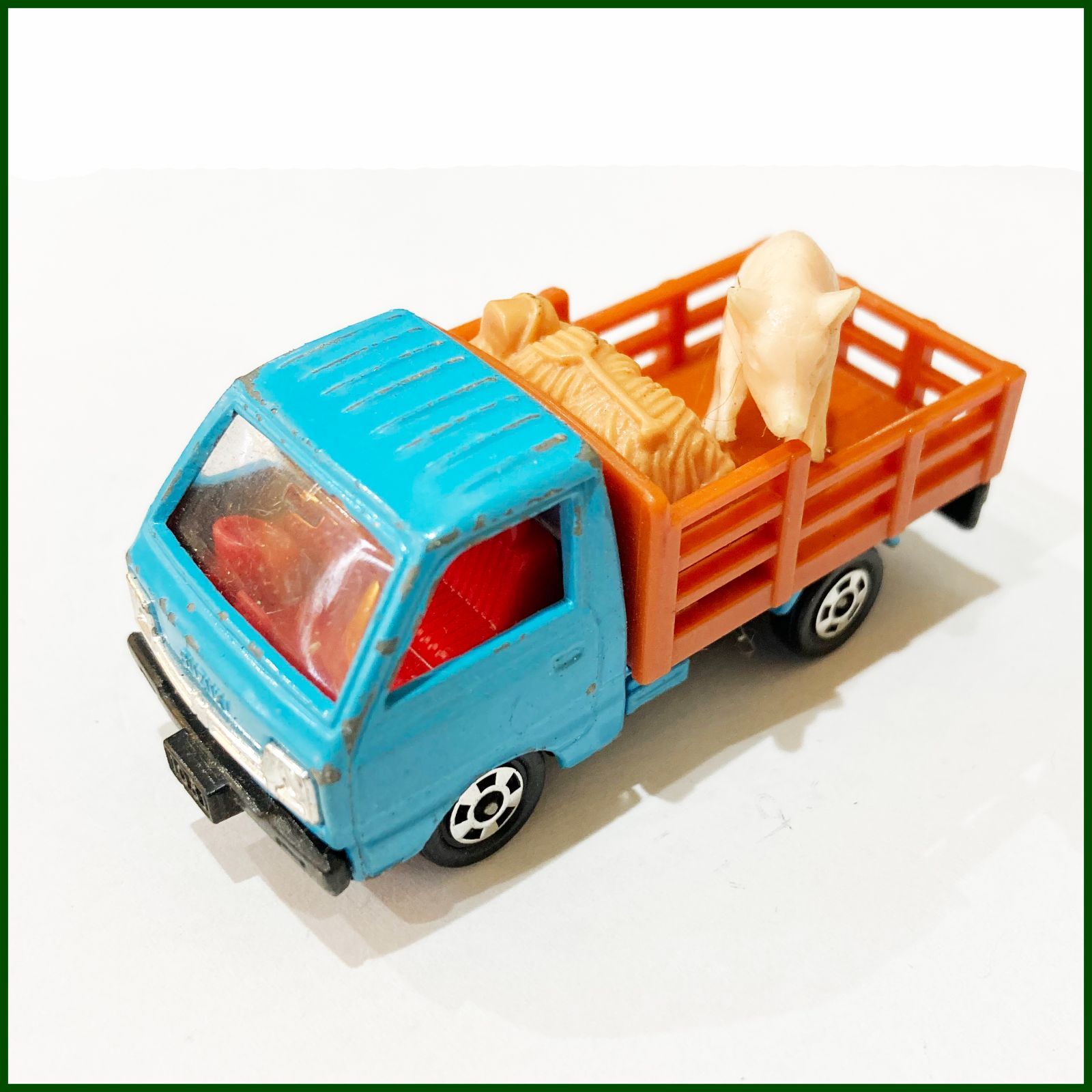 ミニカー トミカ スズキ キャリィ家畜運搬車 豚さん 当時物