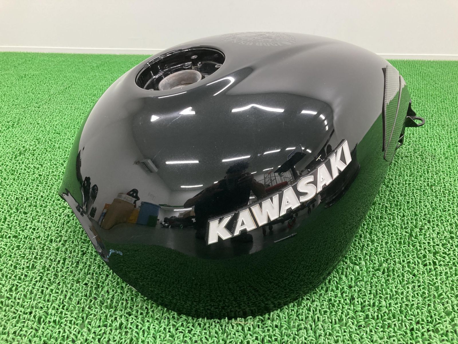 KAWASAKI Z900RS CAFE 純正フュエルタンク WB087》KAWASAKI Z900RS CAFE 純正 フュエルタンク 51090-5279