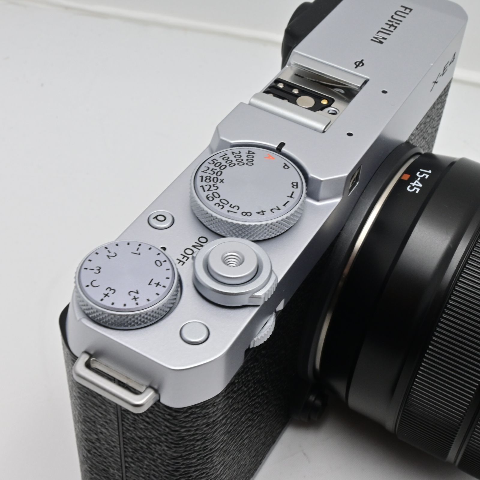 富士フイルム(FUJIFILM) ミラーレスデジタルカメラ FUJIFILM X