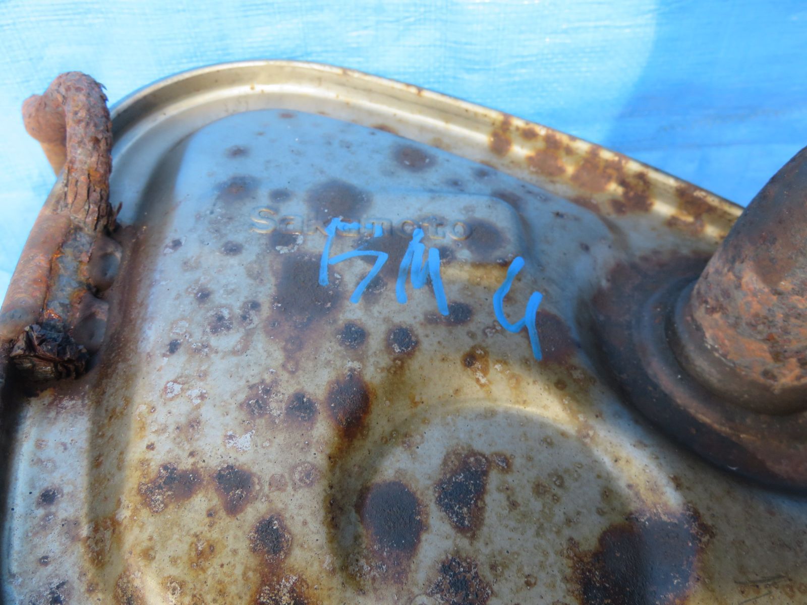 中間マフラー リア