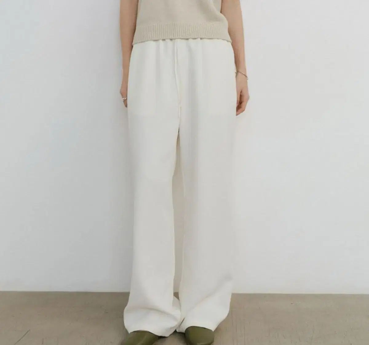 URAGO ウラゴ Wesley string pants