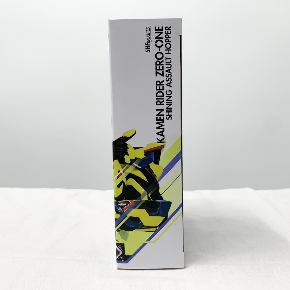 BANDAI - 中古美品 フィギュアーツ 仮面ライダーゼロワン シャイニングアサルトホッパー Amazon.co.jp: S.H.Figuarts 仮面ライダーゼロワン シャイニング