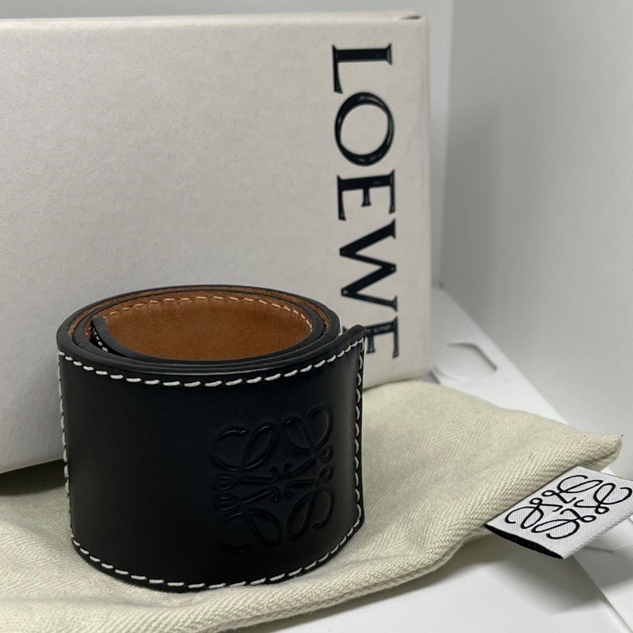 ロエベ loewe レザーバングル LOEWE レザーバングル ロエベ ブラック 楽天市場】ロエベ LOEWE