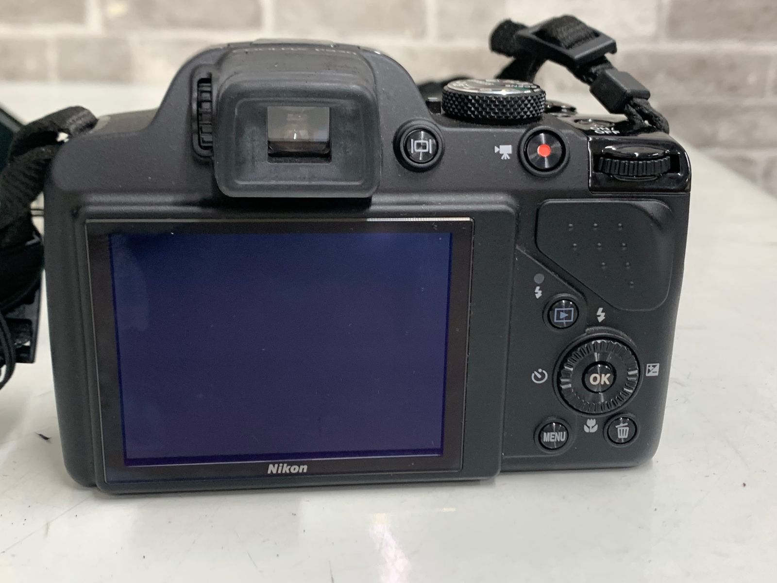 530 コンパクトデジタルカメラ