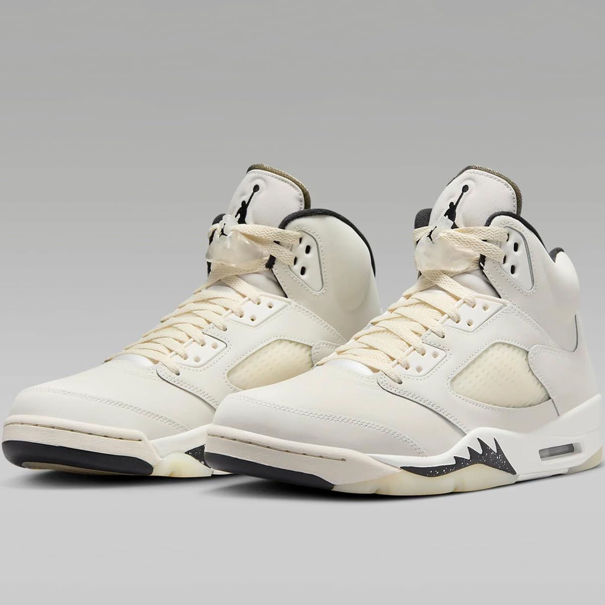 ナイキ エア ジョーダン 5 レトロ SE AIR JORDAN 5 RETRO SE セイル|ライトオールウッドブラウン|ミルク|ブラック FN7405-100 日本 正規品 セイル|ライトオールウッドブラウン|ミルク|ブラック 26.0 cm