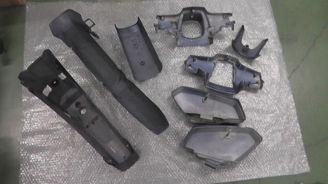 カブ 50 FI カスタム AA01-1719xxx の 外装セット 傷 1758249581