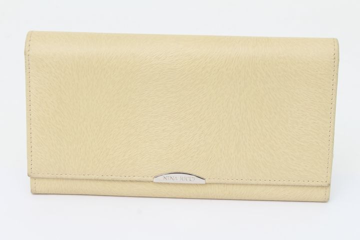 ニナリッチ　長財布　イエロー　新品未使用　箱あり ◎未使用◎ ニナリッチ 長財布 がま口 イエロー Nina Ricci 箱