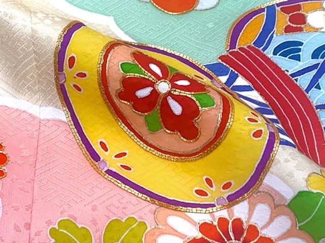 七五三 7歳女の子用 正絹の着物フルセット 絵羽柄 金駒刺繍 四つ身の