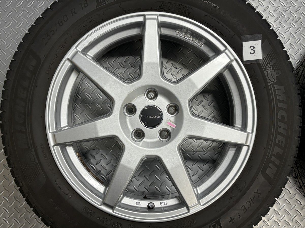 235|60R18