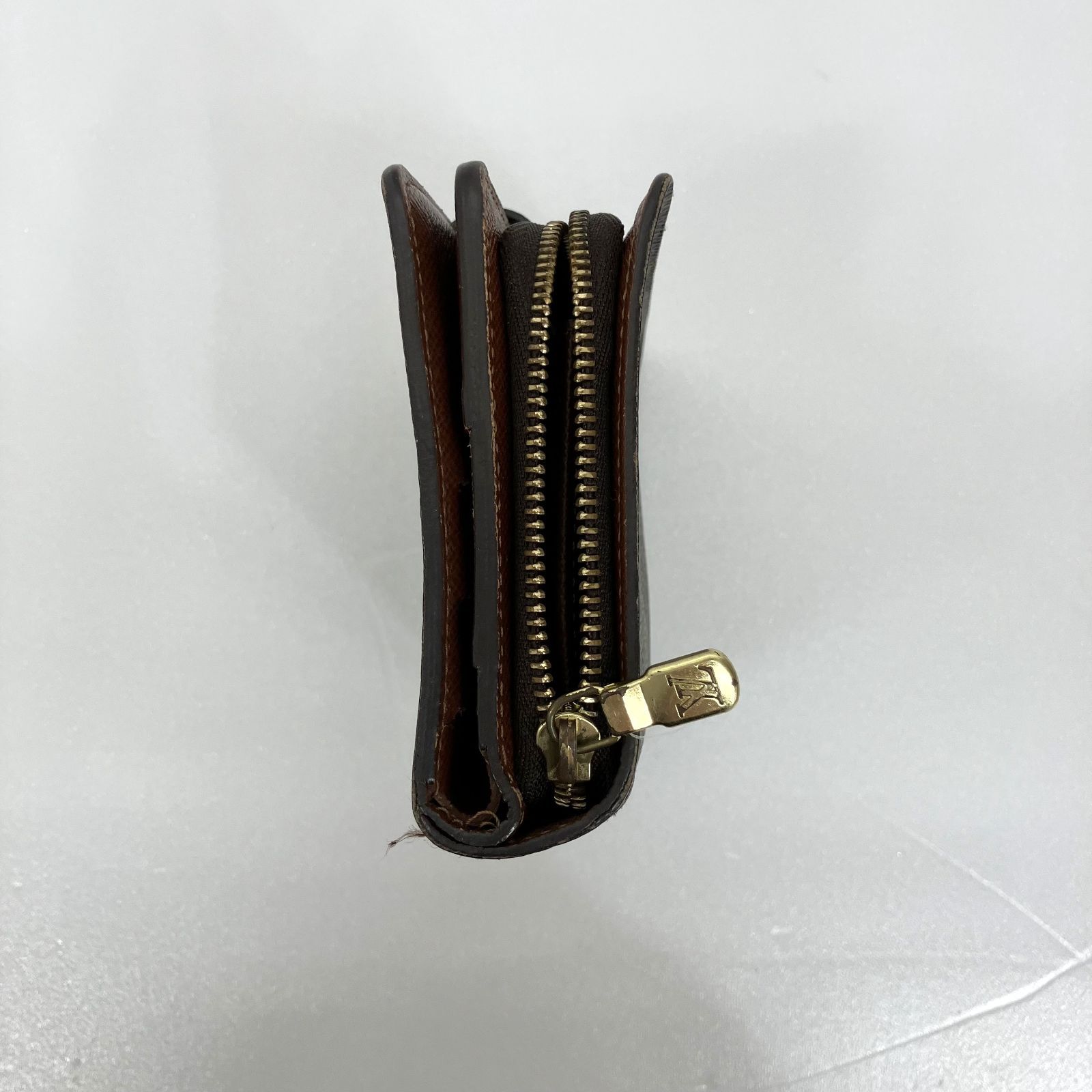 ルイヴィトン LOUIS VUITTON コンパクトジップウォレット M61667