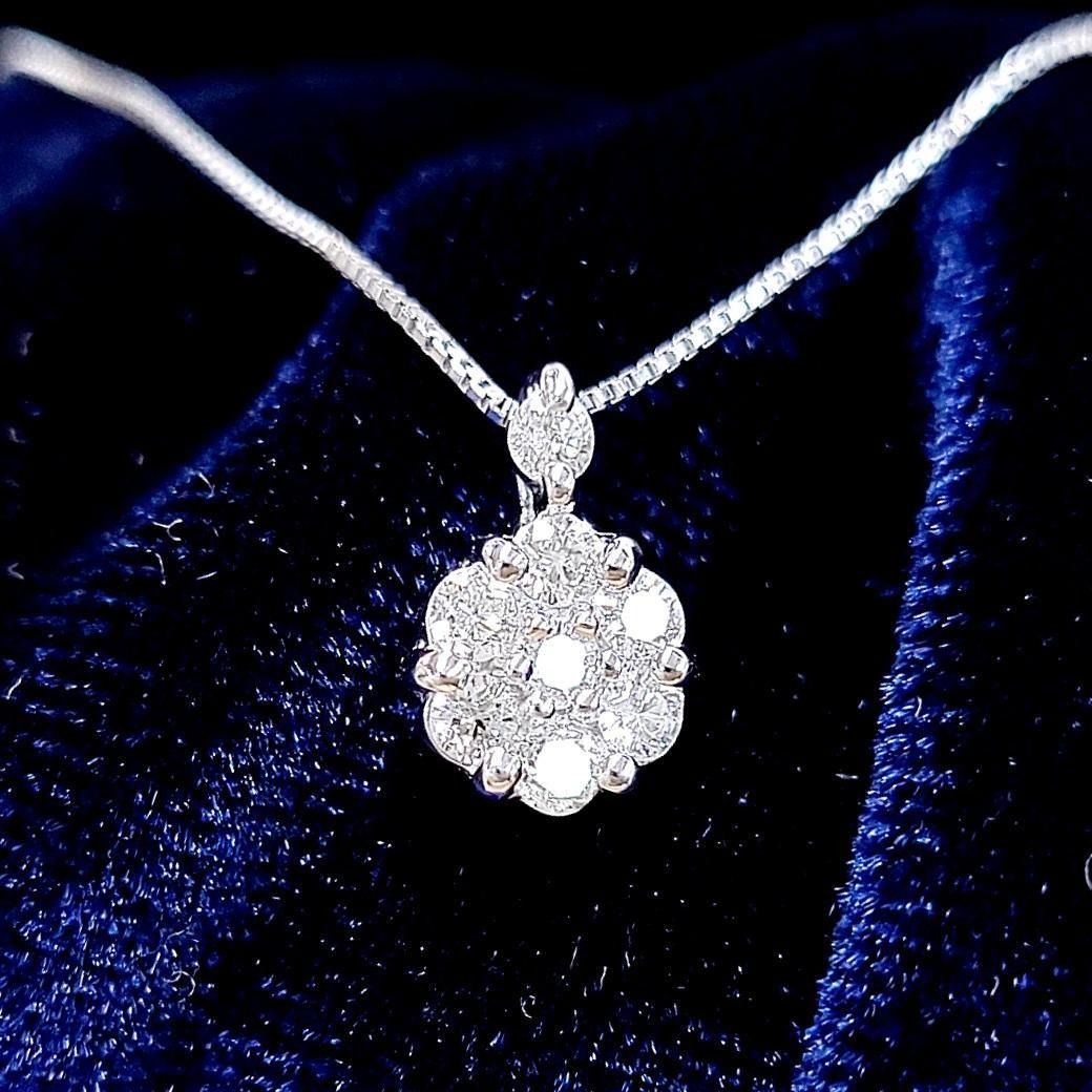 可愛い！ フラワー ダイヤモンド K18 WG ペンダント ネックレス 鑑別
