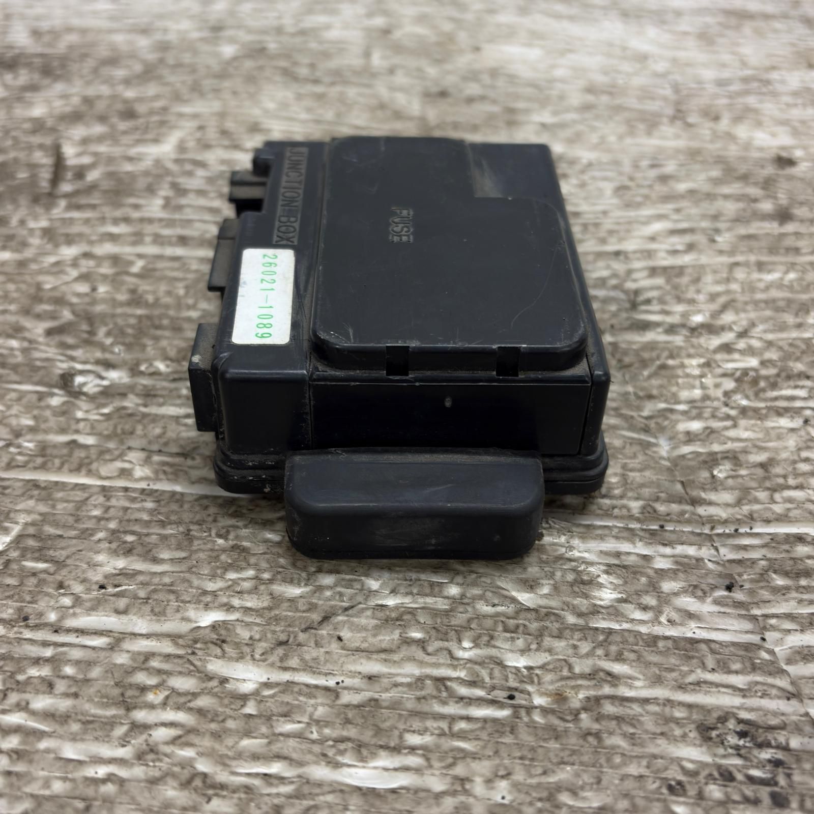 VN250A ヒューズボックス