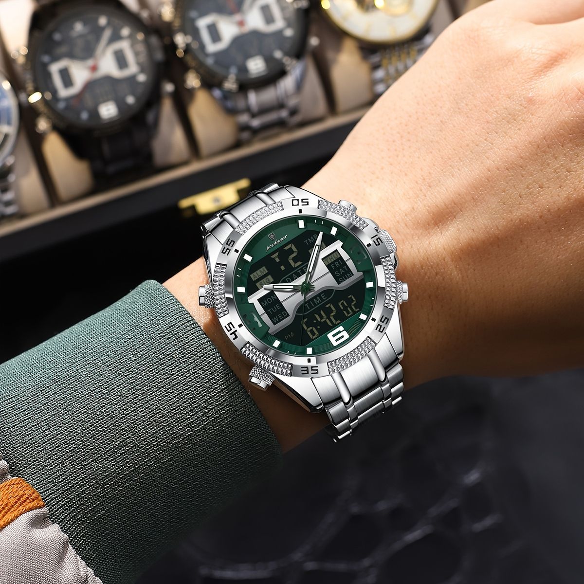 デジタル腕時計 ステンレススチール 新しいものを購入したため出品いたします DIESEL（ディーゼル）の「ディーゼル 腕時計 メンズ アナログ