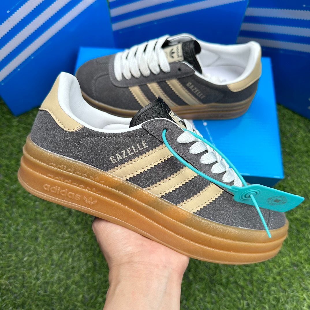 Adidas GAZELLE ガゼルボールド スニーカー