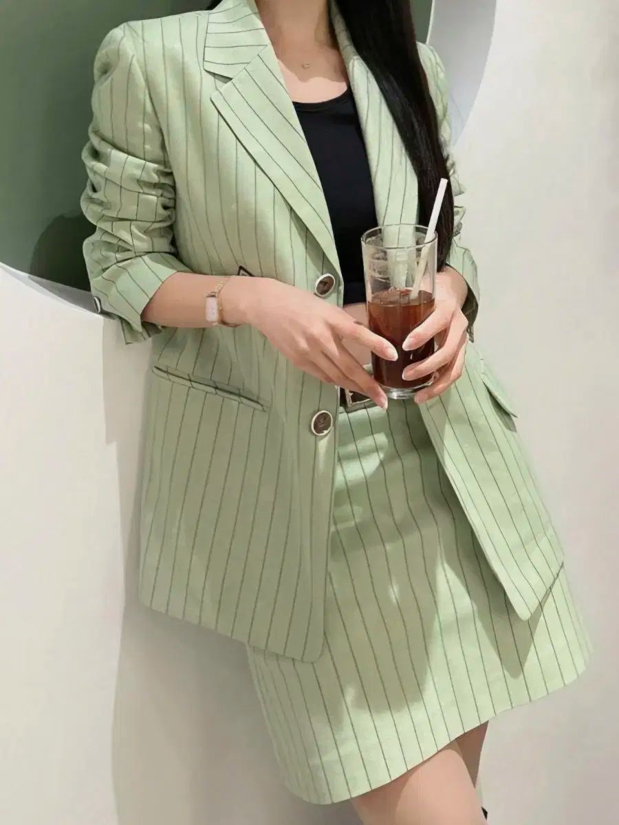 itMICHAA イッミシャ ライトグリーン ストライプ スーツ セット