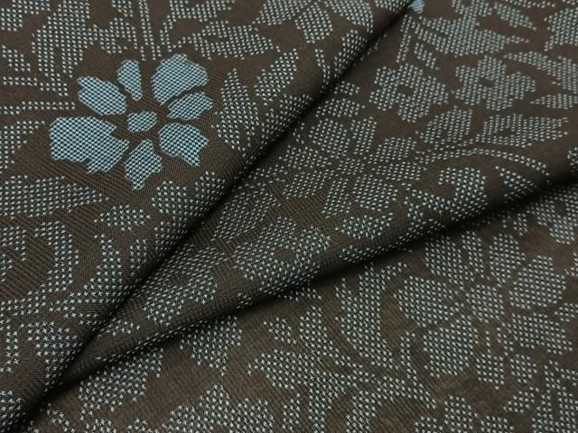 平和屋着物＊夏物　本場大島紬　夏大島　7マルキ　花唐草文　正絹　逸品　BAAU3469hj 平和屋着物＊夏物 本場大島紬 夏大島 7マルキ 花唐草文 正絹 逸品