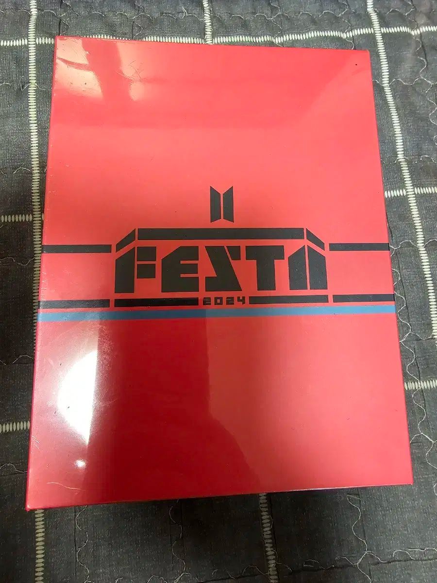 【雷市場（ポンジャン）商品韓国直送】BTS(防弾少年団・バンタン) BTS 2024 フェスタ テーブルトップ 時計