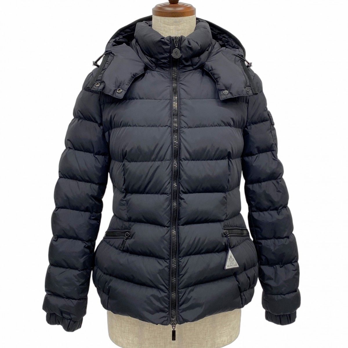 【5apm0028】モンクレール ダウンジャケット 2 ブラック ナイロン ダウン フェザー 420934633105　54155【中古】レディース 5apm0028】モンクレール ダウンジャケット 2 ブラック ナイロン ダウン