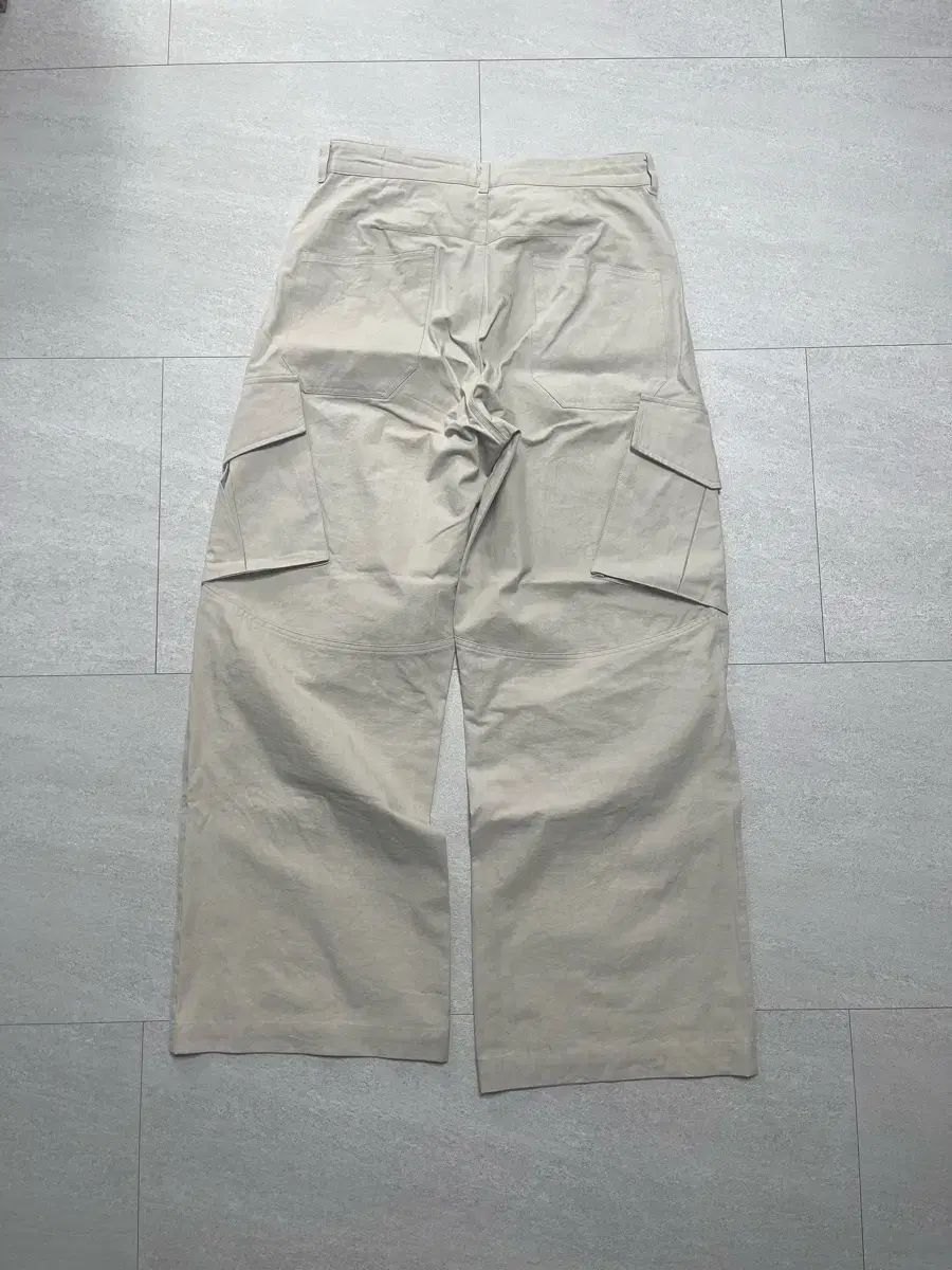 ベルン カーゴパンツ