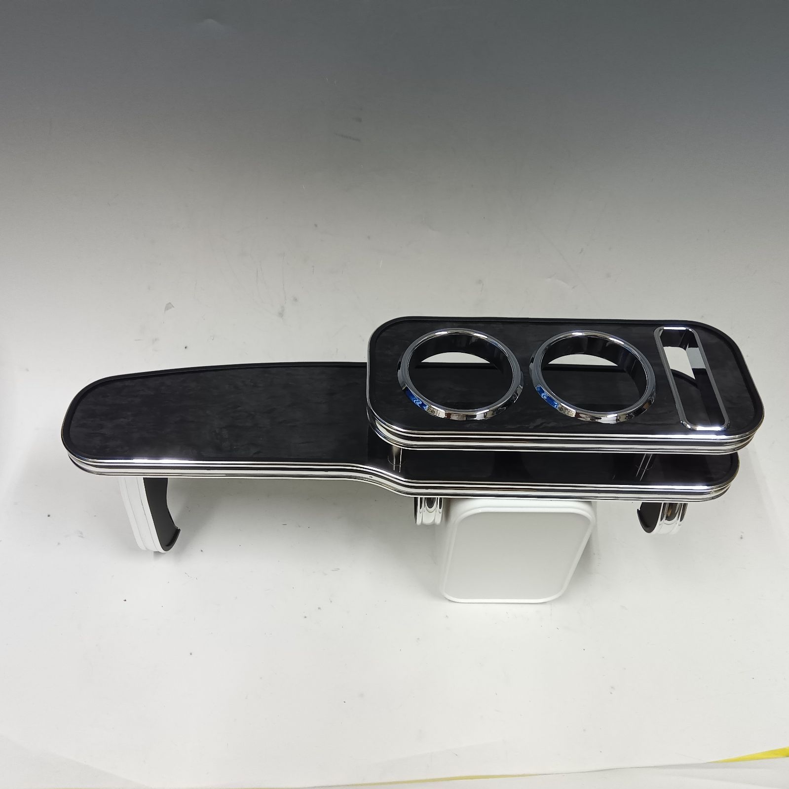 30ヴェルファイア|アルファード後期 19|12～ フロントテーブル ブラックウッド BKｘフルメッキ 携帯右 大