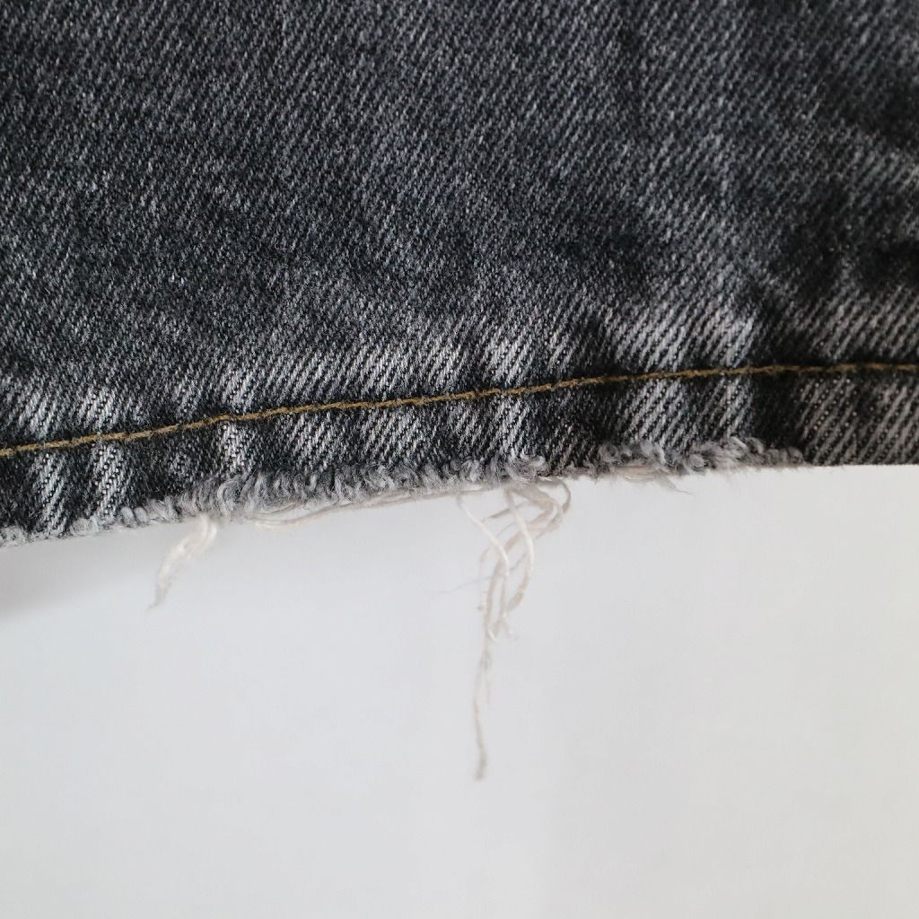 90年代 フランス製 Levi's リーバイス 501 ブラック デニム パンツ ワーク  アメカジ ブラック (メンズ 31×30) O8379 中古 古着 90年代 フランス製 Levi's リーバイス 501 ブラック デニム パンツ