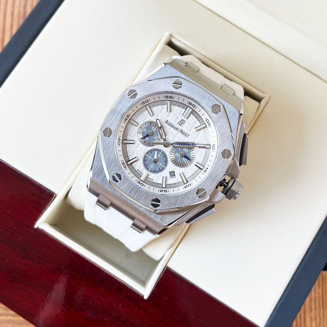 至高の美学 オーデマピゲ メンズ 44mm｜自動巻き機械式×レザーベルト｜強化ミネラルガラス|在庫 ｜ ｜