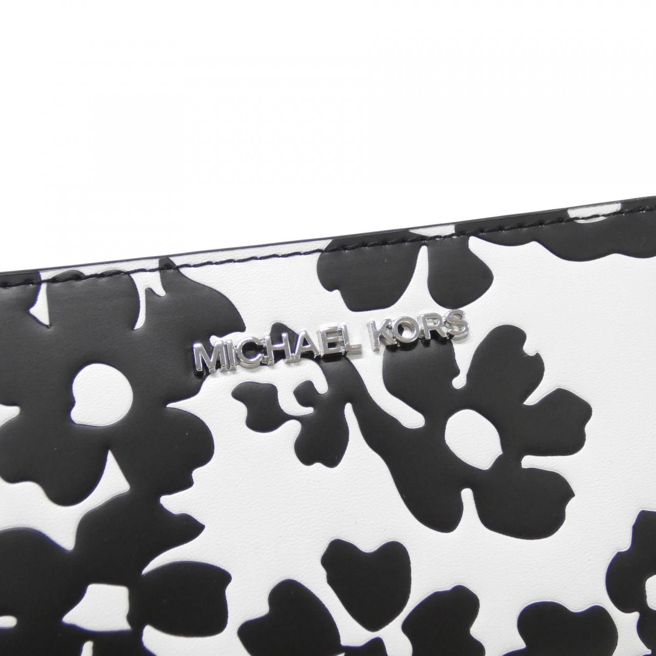 新品】マイケルマイケルコース JET SET TRAVEL 35S5STVF6Y 財布 - メルカリ 