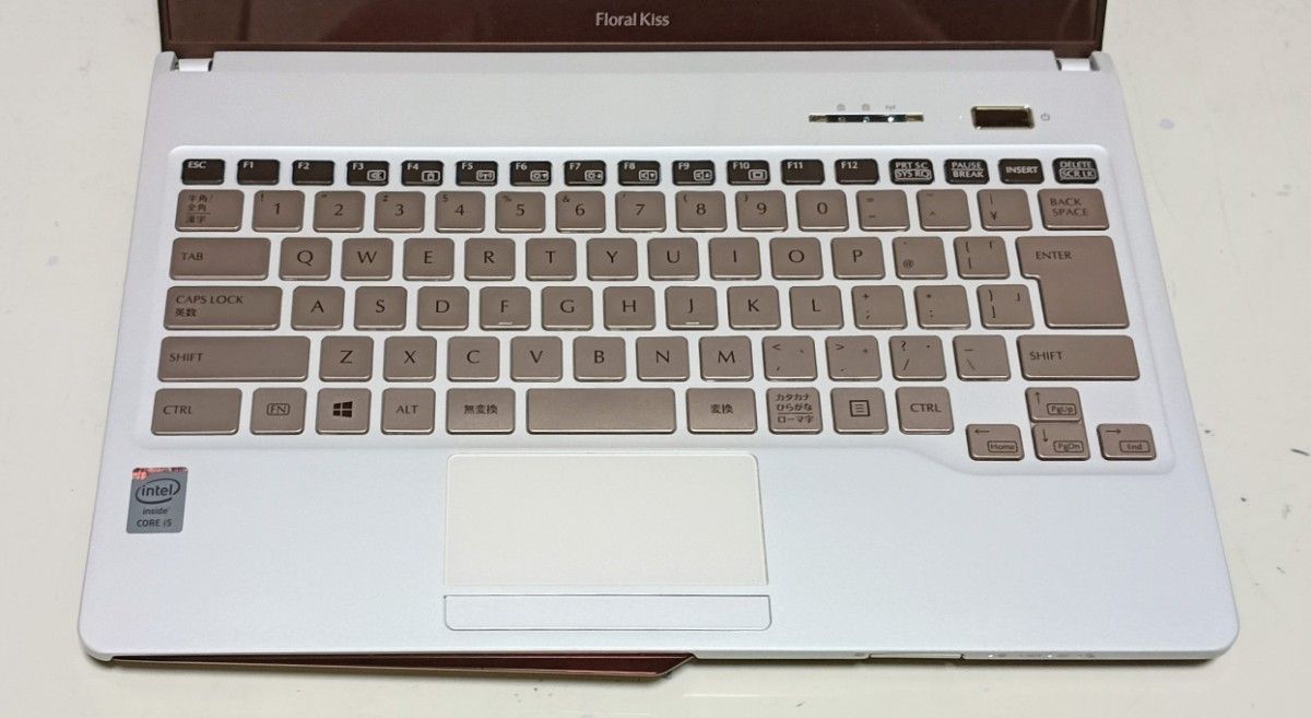 FUJITSU LIFEBOOK Floral Kiss Corei5 メモリ8GB SSD512GB