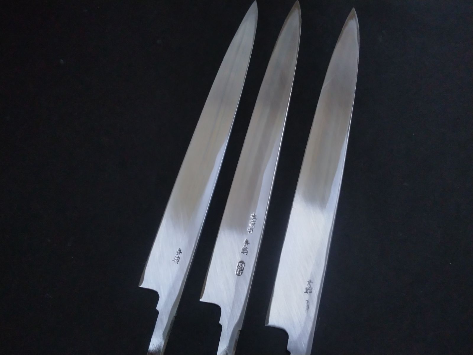 城山刃物　　新型柳刃包丁　　尺 城山刃物 新型柳刃包丁 尺 城山刃物 新型柳刃包丁 尺 2025年